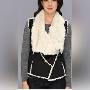 Sam Edelman Women's Black and Cream SuedeVest Faux Fur Sz XS